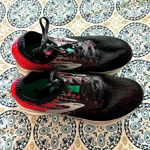 Brooks Ricochet Women’s Running Shoe Size 6.5